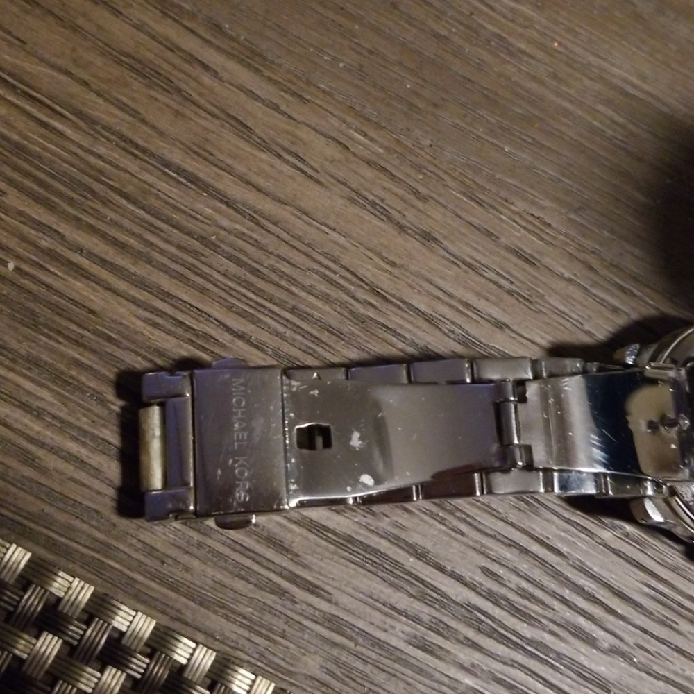 Watch - Picture 4 of 4